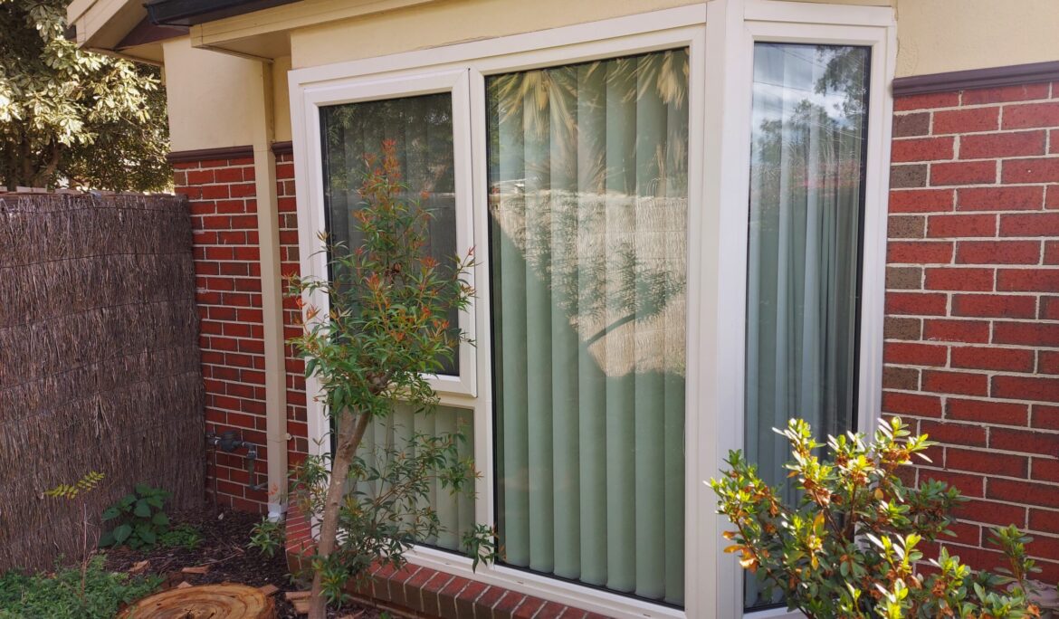 double-glazing-energy-efficient-window-closer view-kilsyth-victoria
